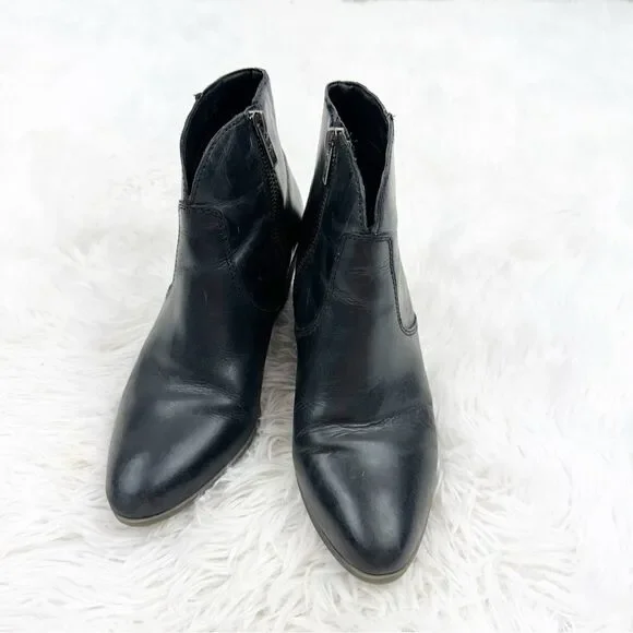 Frye Jennifer Almond Toe Zipper Leather Ankle Boots - Picture 2 of 10